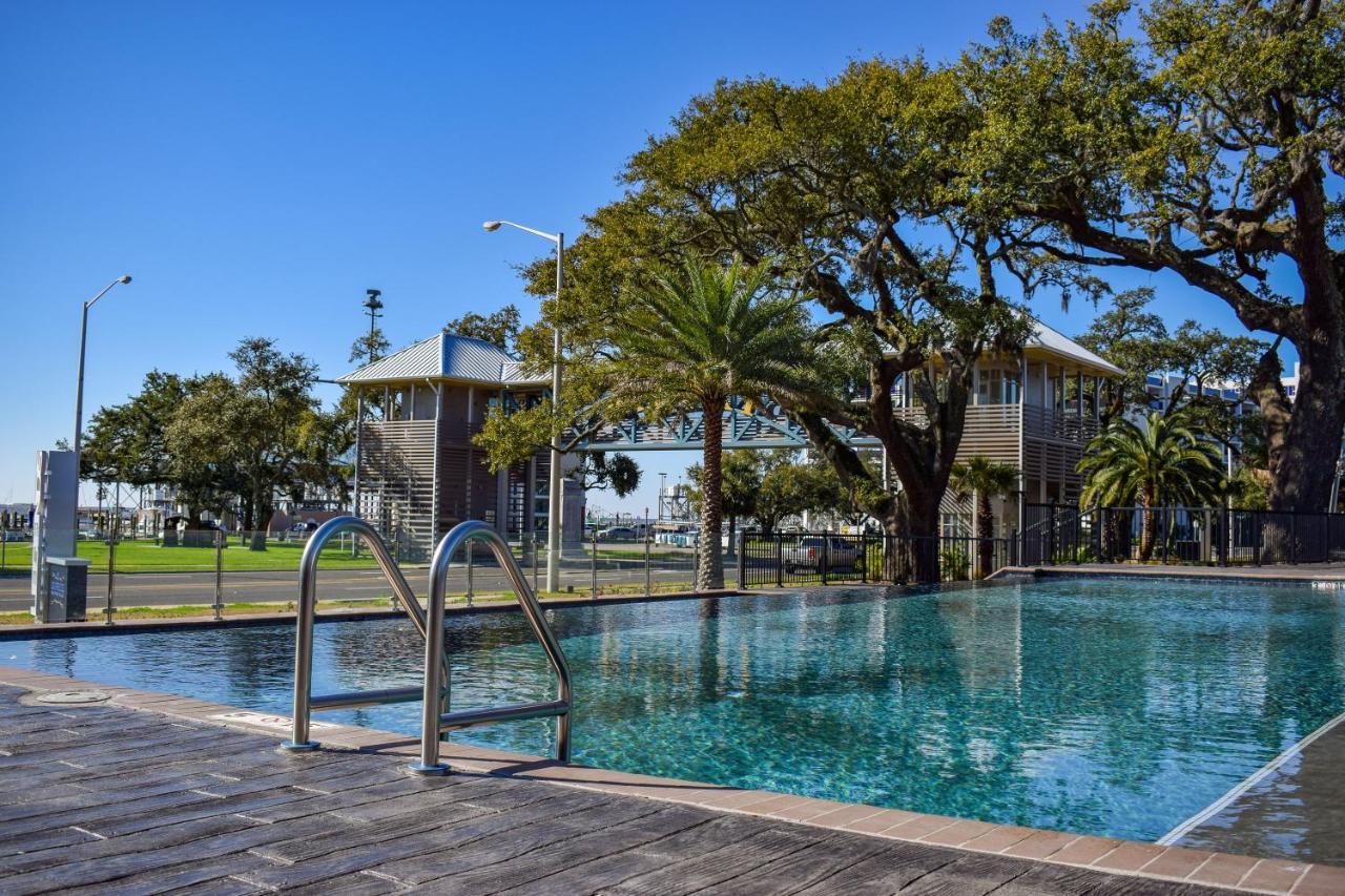 Legends Hotel Biloxi